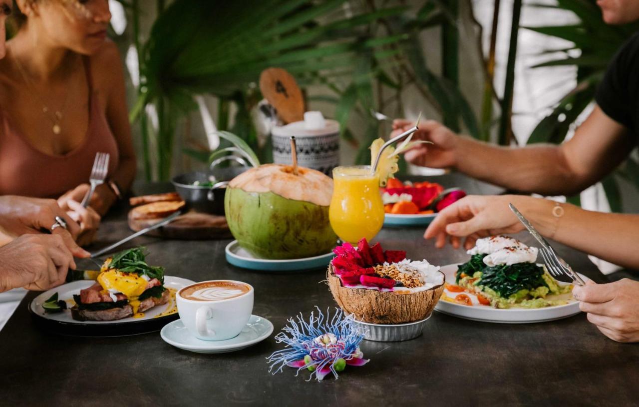 Loka Surf & Fitness Lodge Kuta  Extérieur photo