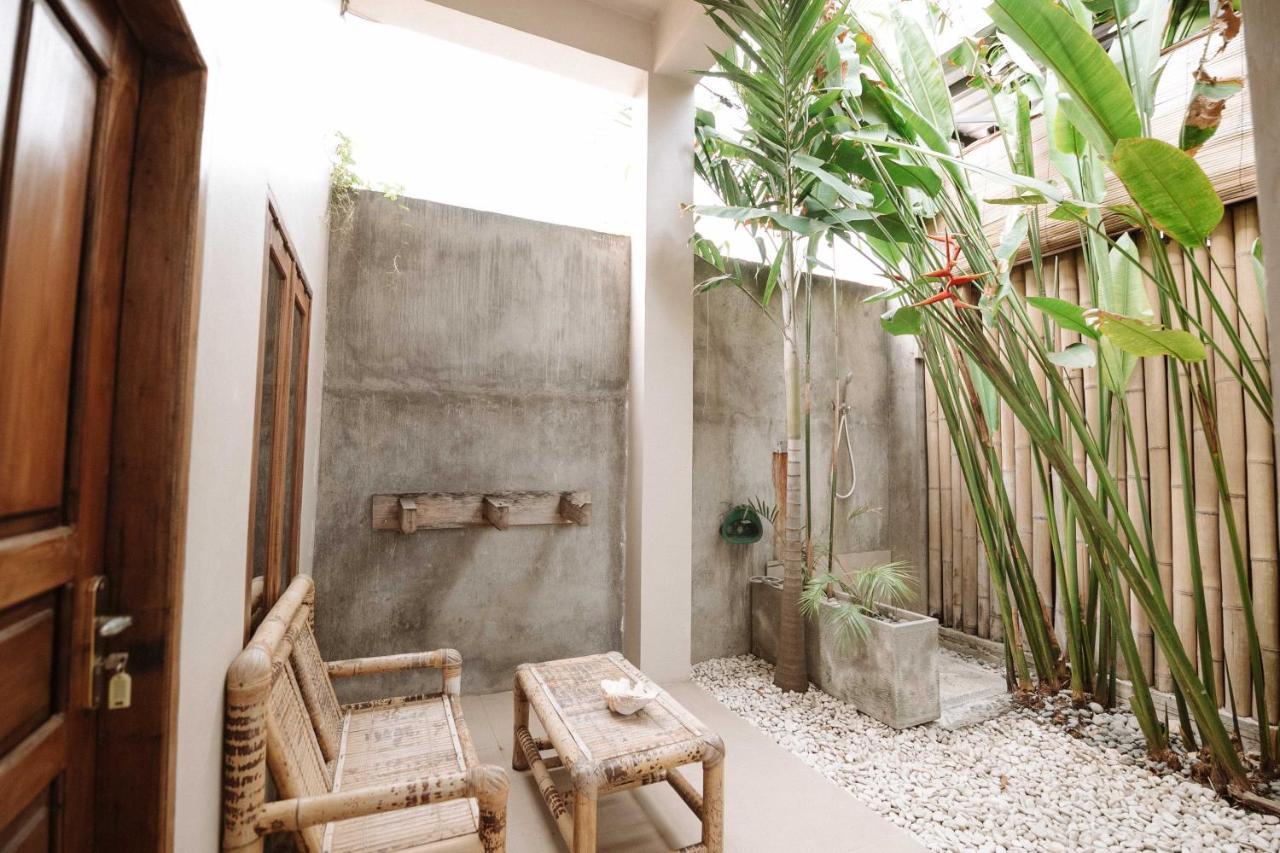 Loka Surf & Fitness Lodge Kuta  Extérieur photo